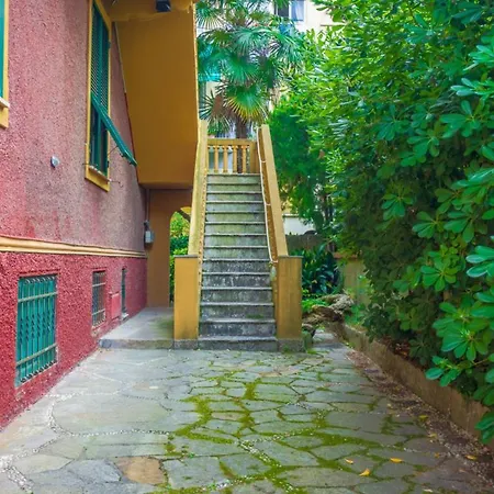 公寓 Old With Garden & Parking